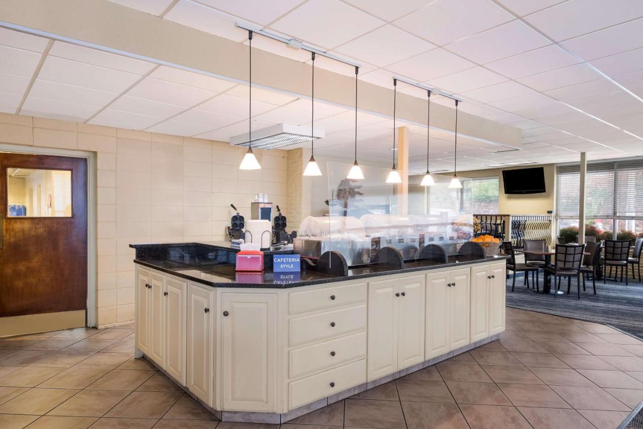 Best Western Winners Circle Hot Springs Eksteriør bilde