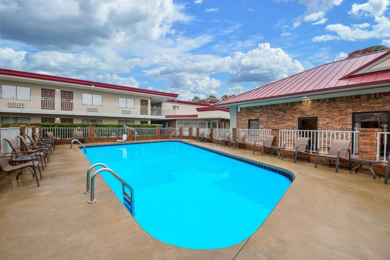 Best Western Winners Circle Hot Springs Eksteriør bilde
