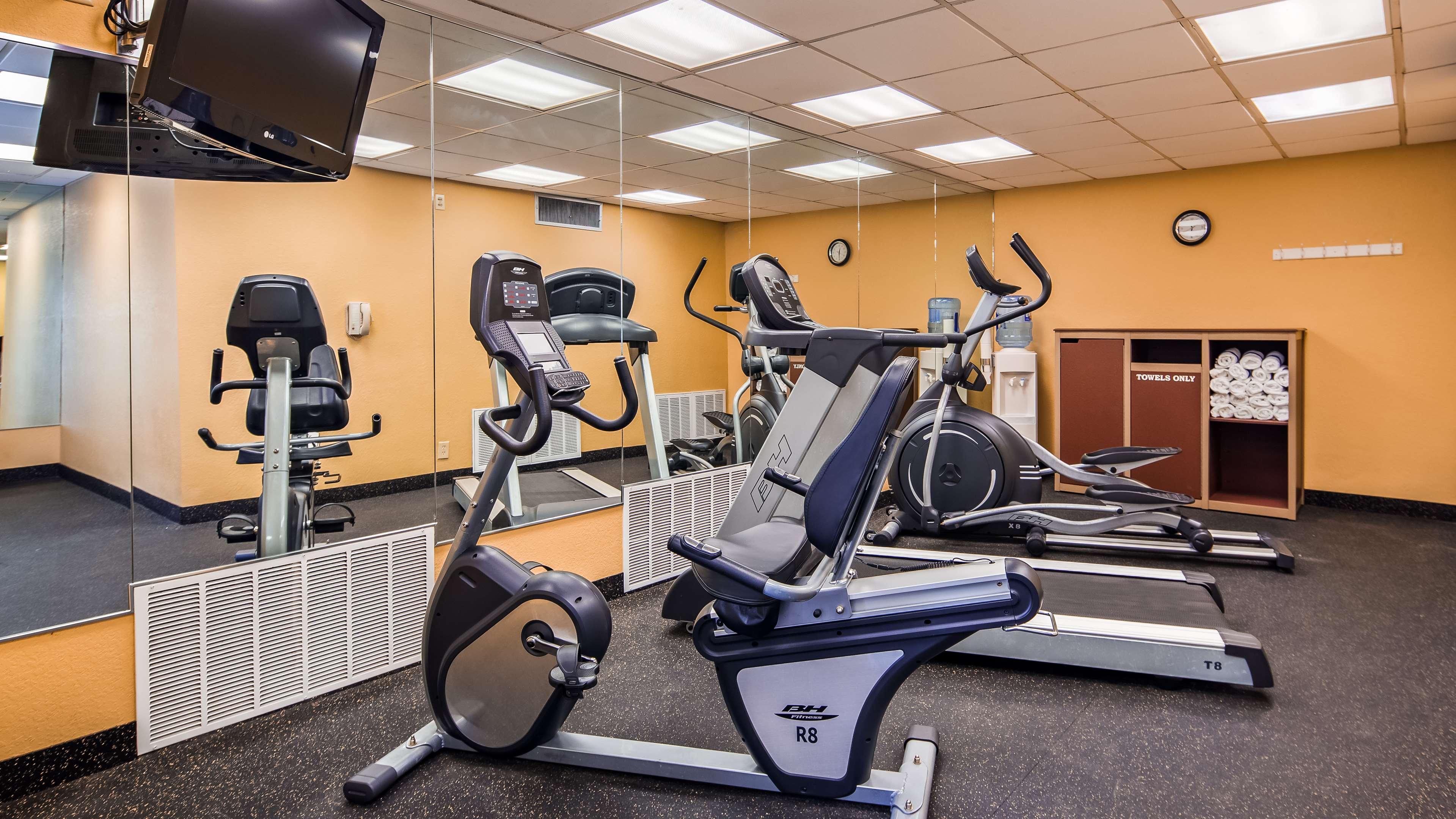Best Western Winners Circle Hot Springs Eksteriør bilde